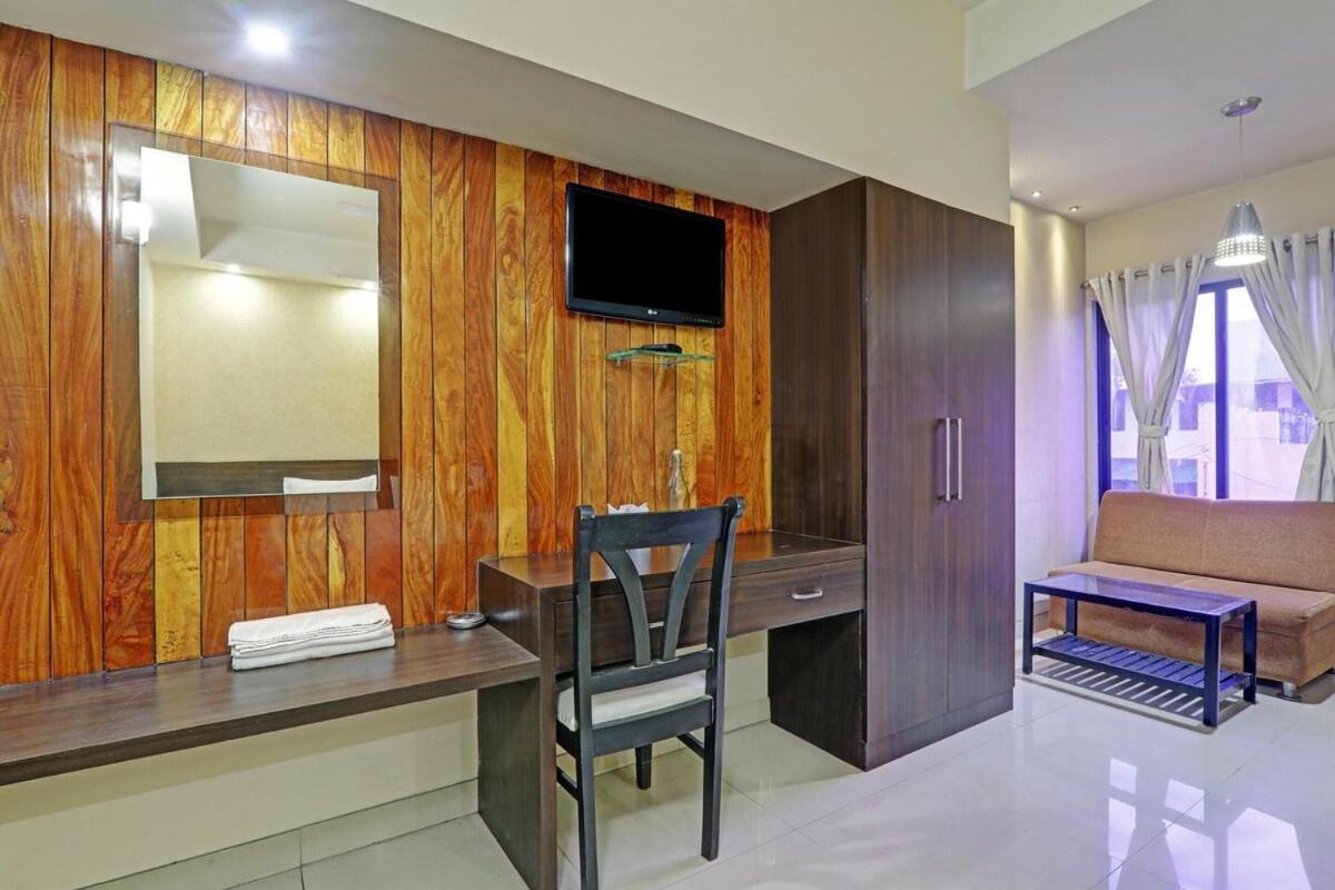 Shelter Hotel Lucknow Exterior photo