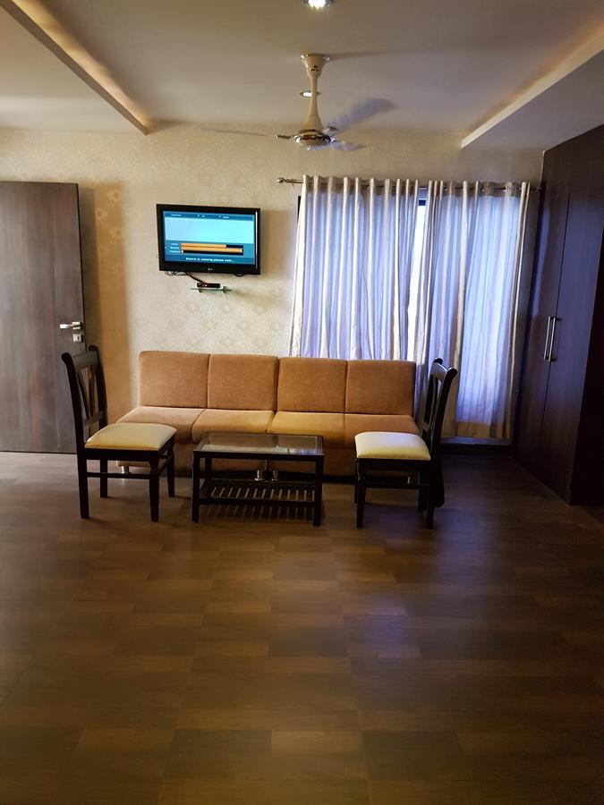 Shelter Hotel Lucknow Exterior photo